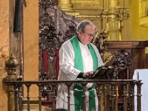 El sacerdote Alejandro Nicola fue apartado preventivamente mientras la Justicia investiga cinco denuncias por presuntos abusos a menores.