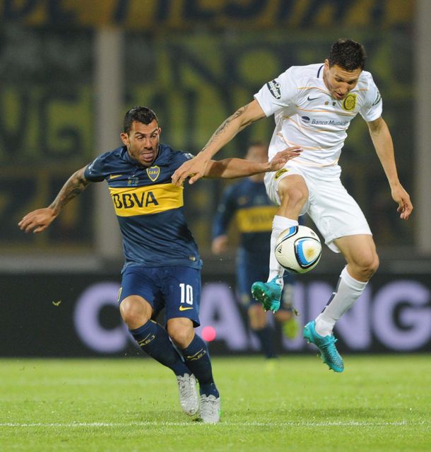 Con un penal que no fue y un gol en offside, Boca se quedó con la Copa