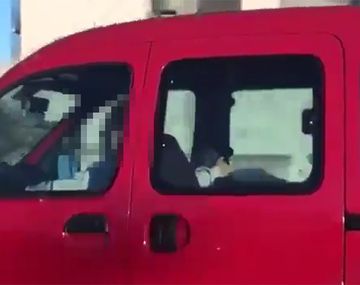 Sexo al volante: ¿te pueden multar?