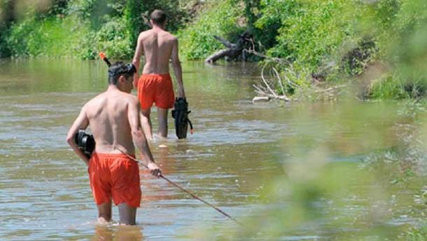 En un descuido fatal de sus abuelos, una nena murió ahogada en un canal