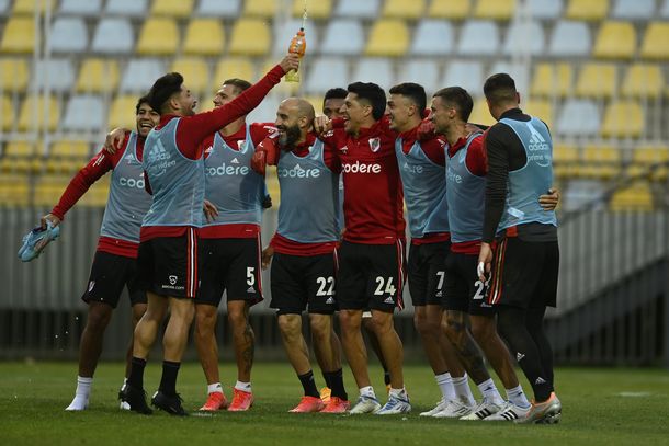 River: operaron a un habitual titular por una lesión en la rodilla