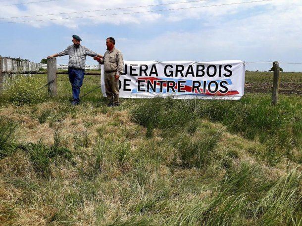 El ex ministro macrista aseguró que su hermana, Dolores Etchevehere, usurpó el campo que luego le cedió a Juan Grabois