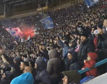 El nuevo ídolo: mirá cómo la hinchada del Nápoli delira con Gonzalo Higuaín