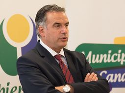 El intendente de Canelones aseguró estar sorprendido por los comentarios del narco Sebastián Marset. El intendente de Canelones aseguró estar sorprendido por los comentarios del narco Sebastián Marset.