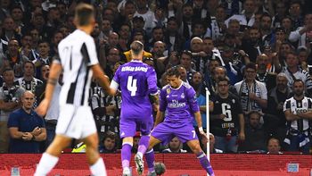 el gol de cristiano ronaldo para el real madrid ante la juventus el gol de cristiano ronaldo para el real madrid ante la juventus