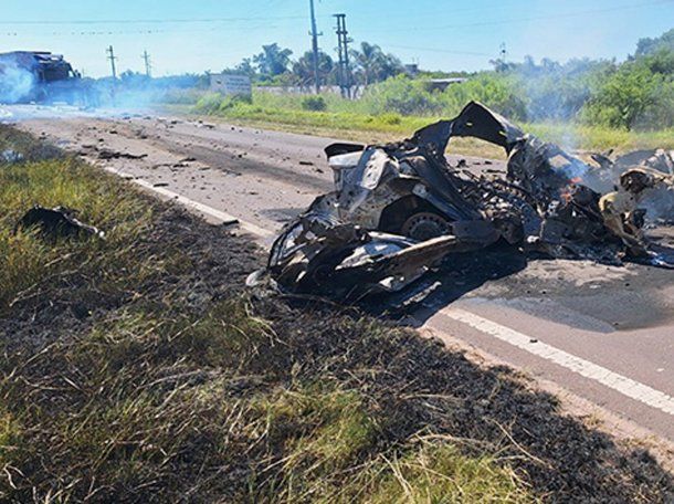 Fatal accidente en Chaco: un conductor murió al chocar de frente con un camión