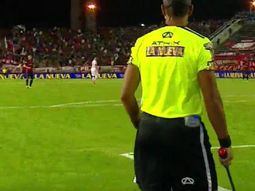 Debutó el sistema de seis árbitros, aunque no tuvieron nada que hacer
