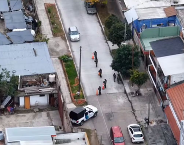 El procedimiento se realiza en el barrio Ejército de los Andes con 14 objetivos.