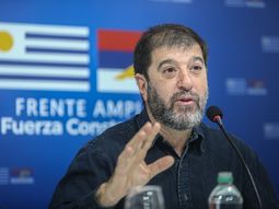 Presidente de Frente Amplio, Fernando Pereira. Presidente de Frente Amplio, Fernando Pereira.