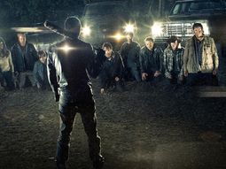 Cayó el rating de la séptima temporada de The Walking Dead. Cayó el rating de la séptima temporada de The Walking Dead.