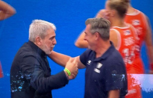 Aníbal Fernández celebró la consagración de Las Leonas