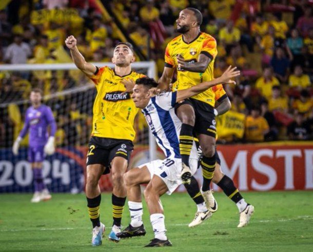 Copa Libertadores: Talleres rescató un agónico empate en su visita a Barcelona
