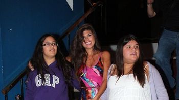 la nina loly: hoy me siento la madre de las chicas la nina loly: hoy me siento la madre de las chicas