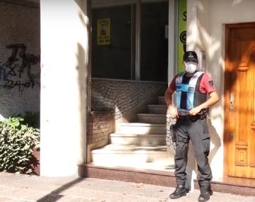 Su padre la denunció por no cumplir con la cuarentena