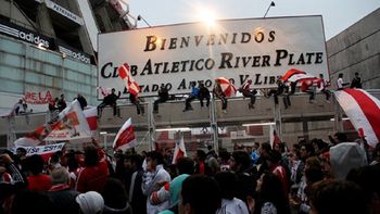 el impresionante recibimiento que planea river para el encuentro ante lanus el impresionante recibimiento que planea river para el encuentro ante lanus