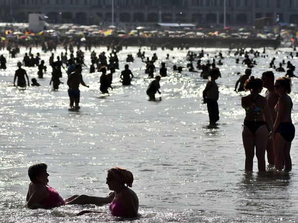 Llega el calor a Mar del Plata: cuántos días de playa se esperan