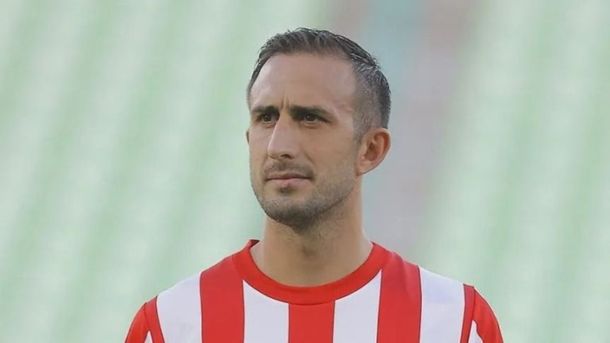 Izquierdoz le comunicó a Carlos Tevez que no irá a Independiente