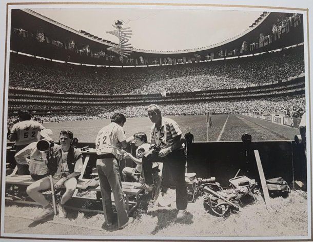 El fotógrafo Antonio Montano en la cobertura del Mundial 1986.