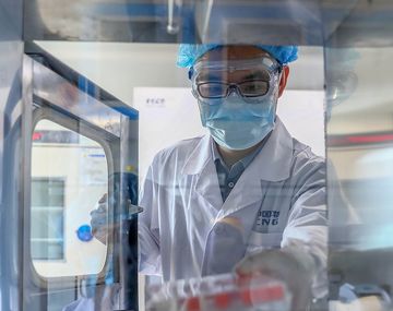 Una vacuna china contra el coronavirus podría aplicarse masivamente a principios de 2021