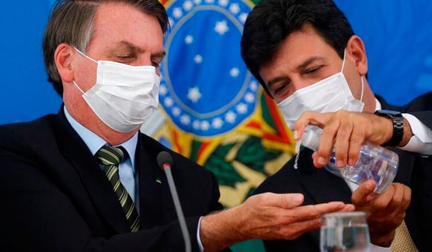 Brasil: el ministro de Salud le ganó la pulseada a Bolsonaro y se quedará en su cargo