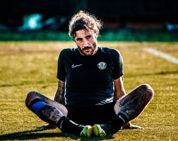 El jugador que pasó por clubes de Europa y luego de retirarse volvió al fútbol argentino.