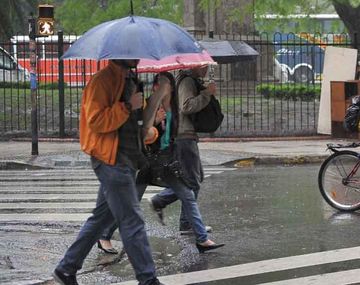 Las lluvias continuarán hasta este lunes a la tarde noche