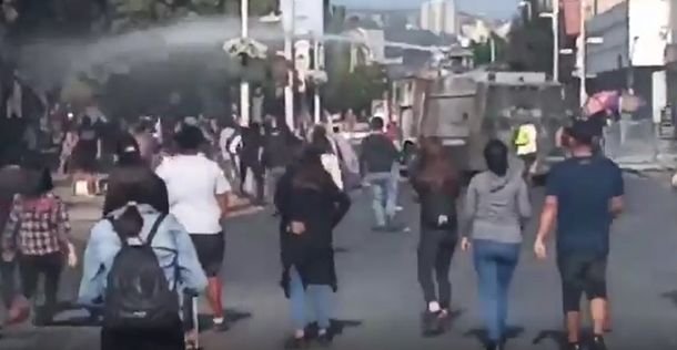 Represión en Chile por las protestas contra el festival de Viña del Mar