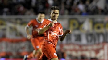 con entrenador interino, independiente vencio a arsenal en avellaneda