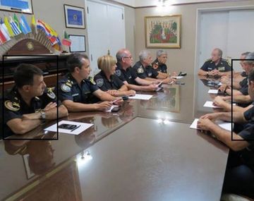 La fuga de un barra de Boca agudizó la disputa entre las dos Policías Federales