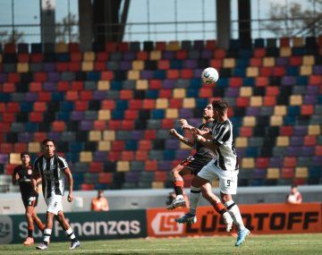 Central Córdoba y Estudiantes igualaron 1-1 en Santiago del Estero