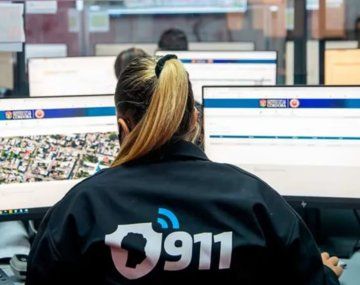 Operadora del 911 salvó a bebé que se ahogaba: el audio que conmueve a Córdoba