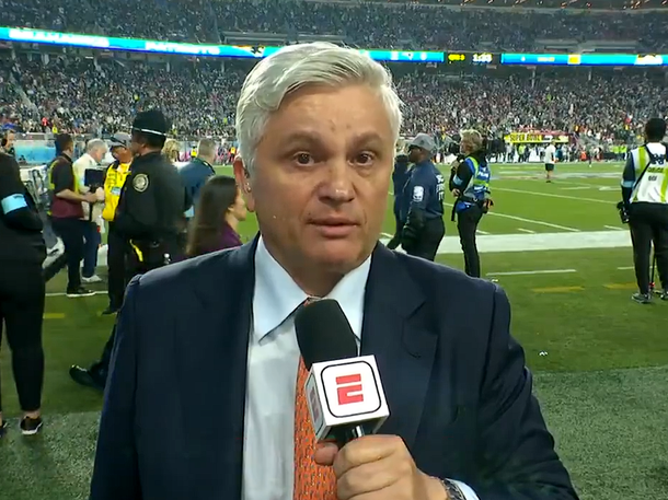 Video: la emoción de un periodista latino por el show de Bad Bunny en el Super Bowl