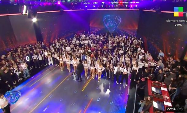 Los mejores memes por el debut de Bailando 2023