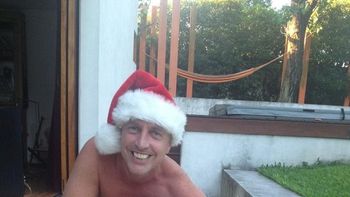 marley adelanta la navidad y festeja con su perro marley adelanta la navidad y festeja con su perro