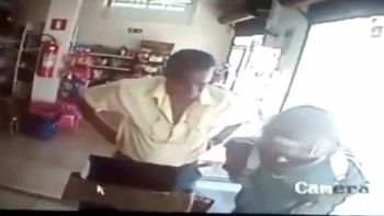 video: un hombre de 80 anos freno a un ladron que tenia un arma video: un hombre de 80 anos freno a un ladron que tenia un arma