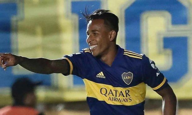 Sebastián Villa fue autorizado para salir del país