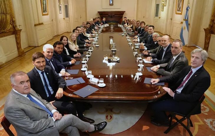 Manuel Adorni aseguró que hay 20 gobernadores dispuestos a colaborar con las reformas que impulsa Javier Milei