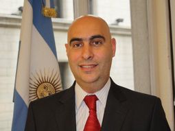 trabajo propone paritarias de 6 meses y promete cambios en ganancias trabajo propone paritarias de 6 meses y promete cambios en ganancias