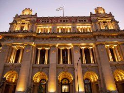 Provincia: pidieron a la Corte que anulen la ley que limita los mandatos de intendentes