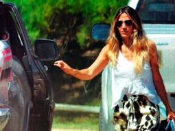 familia ensamblada: jimena baron, de vacaciones en punta del este con su novio y sus hijos
