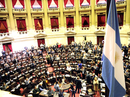 la oposicion impulsa una colecta para recuperar la fragata la oposicion impulsa una colecta para recuperar la fragata