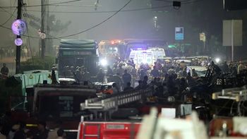 atentado en india: murieron 8 personas por la explosion de un coche bomba en nueva delhi atentado en india: murieron 8 personas por la explosion de un coche bomba en nueva delhi