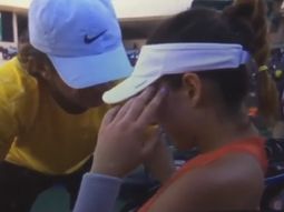 una tenista top perdio y rompio en llanto en pleno juego: no quiero jugar mas una tenista top perdio y rompio en llanto en pleno juego: no quiero jugar mas