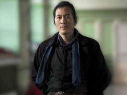 Es una ilusión pensar que cuanto más activo se vuelva uno, más libre es, sentenció el filósofo y ensayista Byung-Chul Han. Es una ilusión pensar que cuanto más activo se vuelva uno, más libre es, sentenció el filósofo y ensayista Byung-Chul Han.