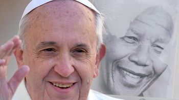 el papa le dio su pesame a los familiares de nelson mandela el papa le dio su pesame a los familiares de nelson mandela