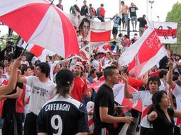 tras el papelon, los hinchas de river ya piensan en cruzeiro tras el papelon, los hinchas de river ya piensan en cruzeiro
