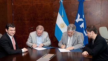 axel kicillof desmintio a clarin: no cobro ni un mango de ypf axel kicillof desmintio a clarin: no cobro ni un mango de ypf