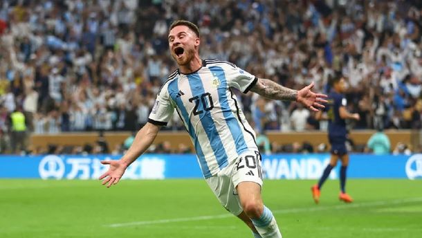 Ailén Cova, la nueva novia de Alexis Mac Allister, se presentó con una tremenda foto