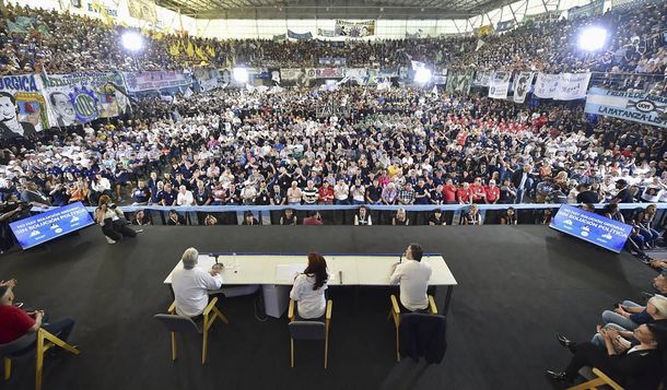 Cristina presidenta: el clamor en el acto de la UOM
