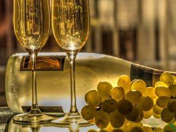 Por qué comer 12 uvas o pasas en Año Nuevo